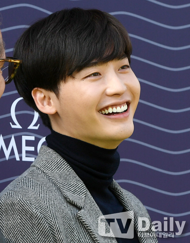 ƼºêÀ̵¥Àϸ® Æ÷Åä