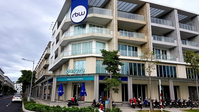 ƼºêÀ̵¥Àϸ® Æ÷Åä