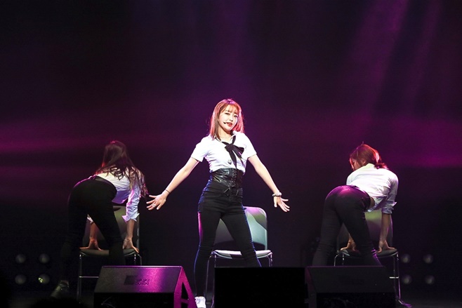 ƼºêÀ̵¥Àϸ® Æ÷Åä