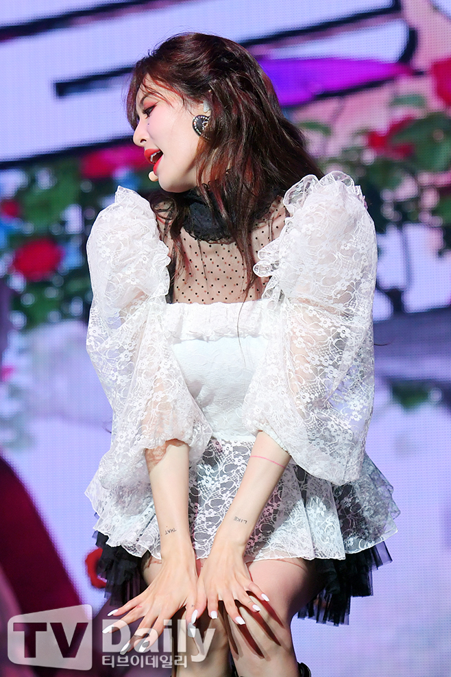 ƼºêÀ̵¥Àϸ® Æ÷Åä