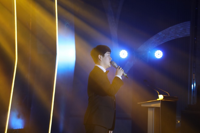 ƼºêÀ̵¥Àϸ® Æ÷Åä