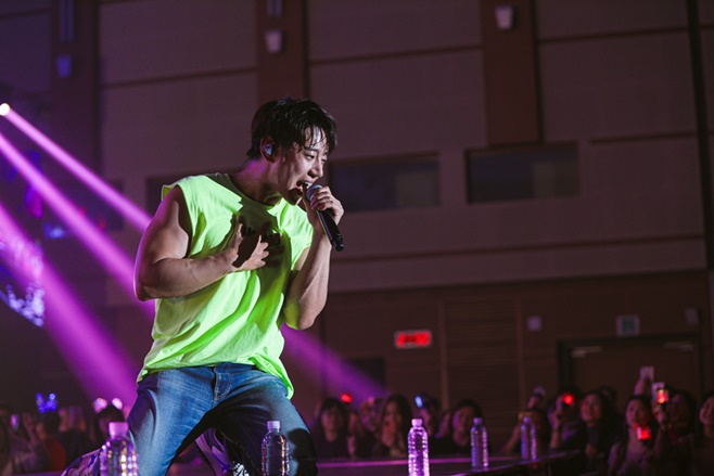 ƼºêÀ̵¥Àϸ® Æ÷Åä