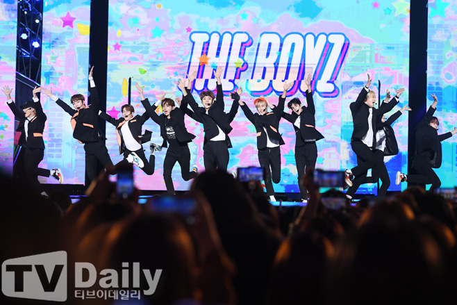 ƼºêÀ̵¥Àϸ® Æ÷Åä