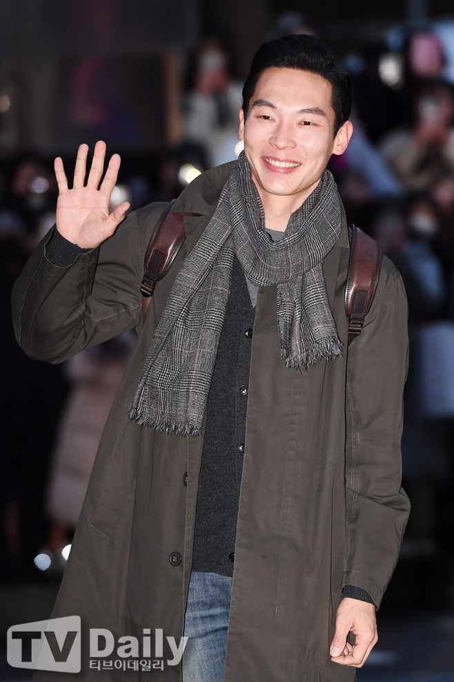 Ƽ���̵��ϸ� ����