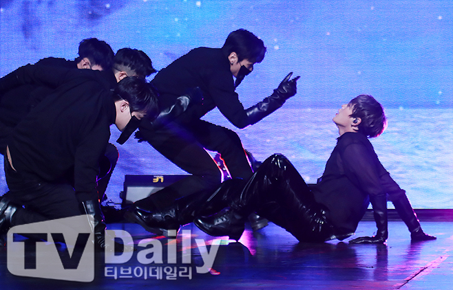 ƼºêÀ̵¥Àϸ® Æ÷Åä