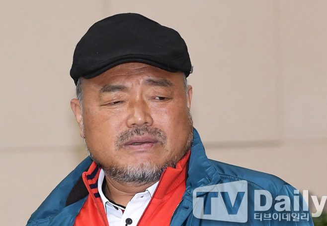 ƼºêÀ̵¥Àϸ® Æ÷Åä