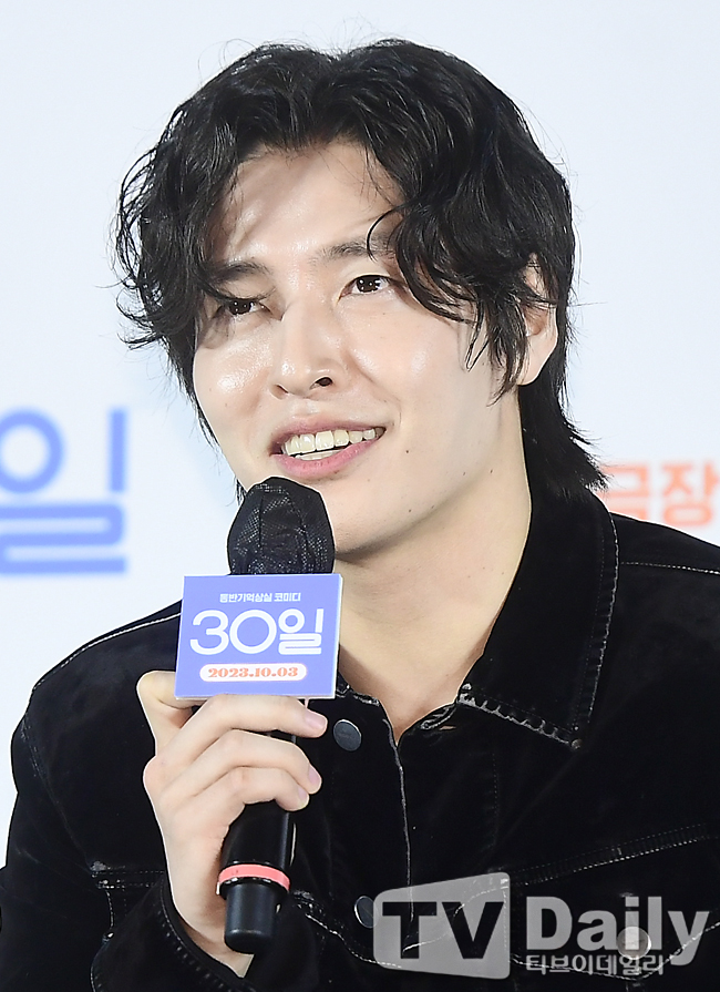 ƼºêÀ̵¥Àϸ® Æ÷Åä