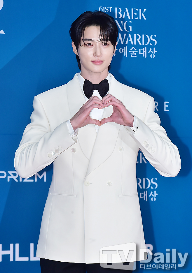 ƼºêÀ̵¥Àϸ® Æ÷Åä