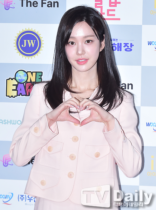 ƼºêÀ̵¥Àϸ® Æ÷Åä