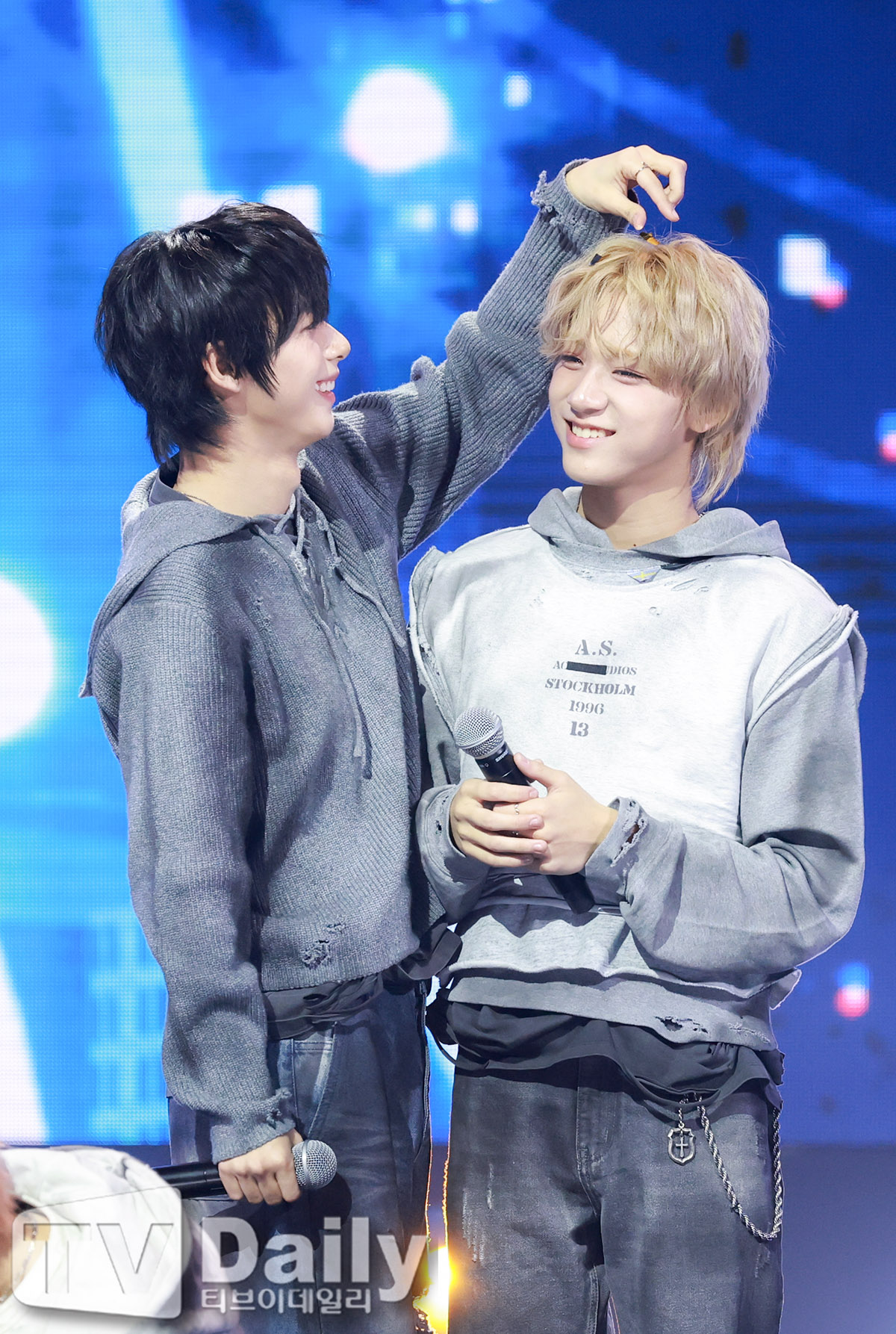 ƼºêÀ̵¥Àϸ® Æ÷Åä