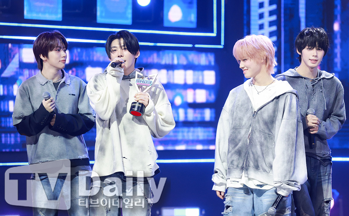 ƼºêÀ̵¥Àϸ® Æ÷Åä