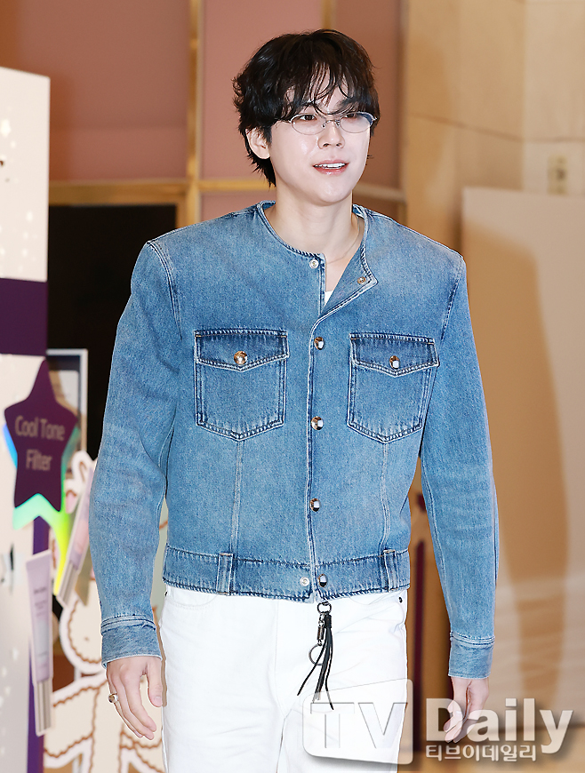 ƼºêÀ̵¥Àϸ® Æ÷Åä