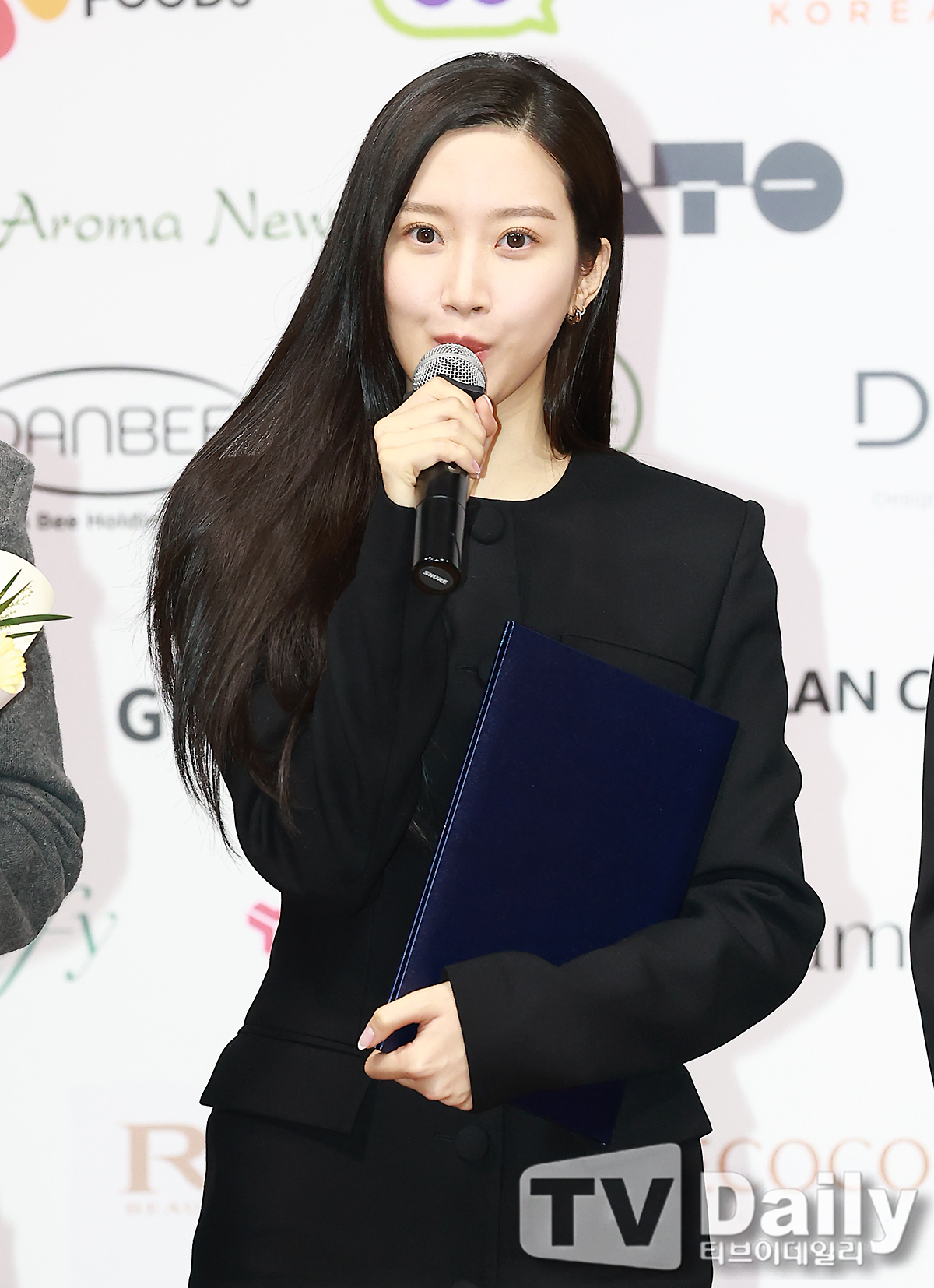 ƼºêÀ̵¥Àϸ® Æ÷Åä