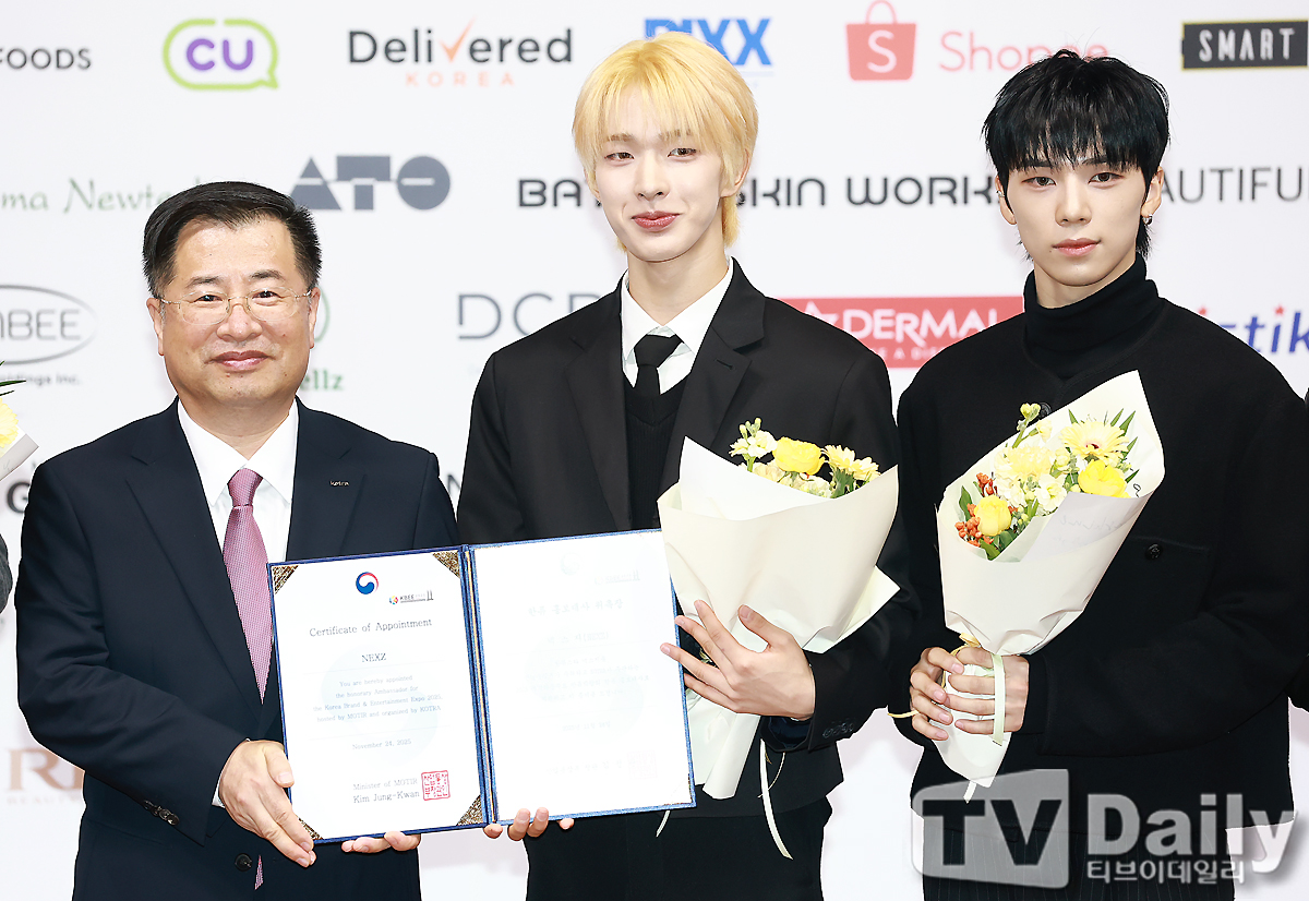 ƼºêÀ̵¥Àϸ® Æ÷Åä