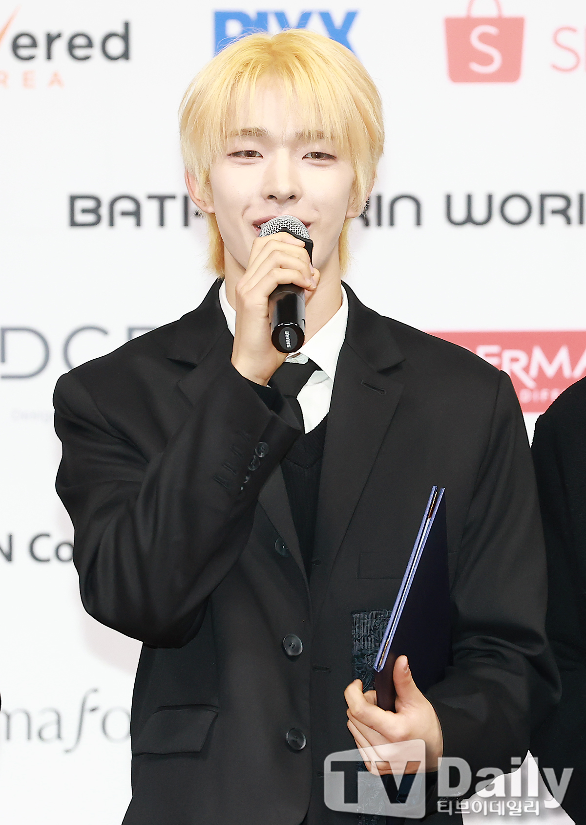 ƼºêÀ̵¥Àϸ® Æ÷Åä