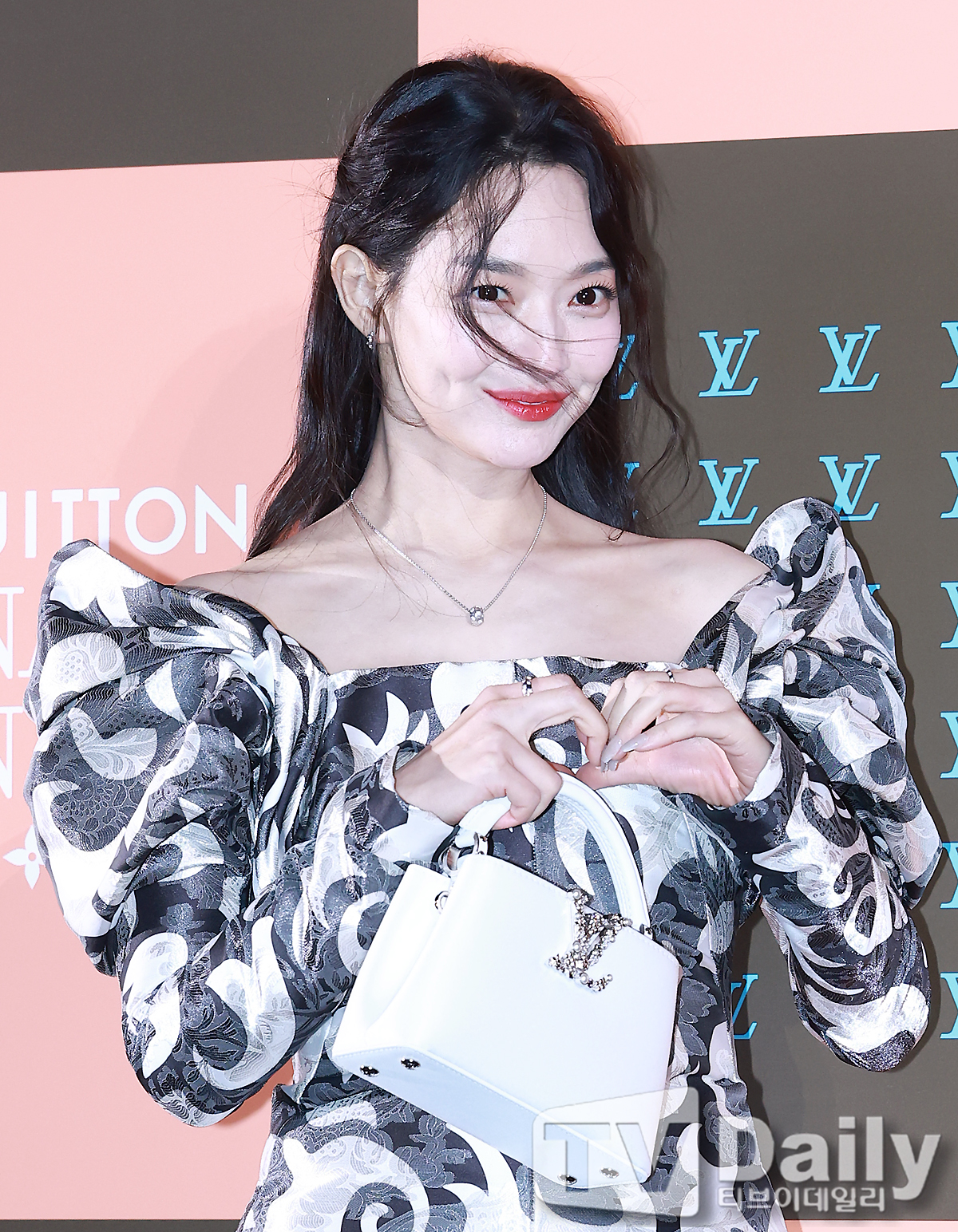 ƼºêÀ̵¥Àϸ® Æ÷Åä