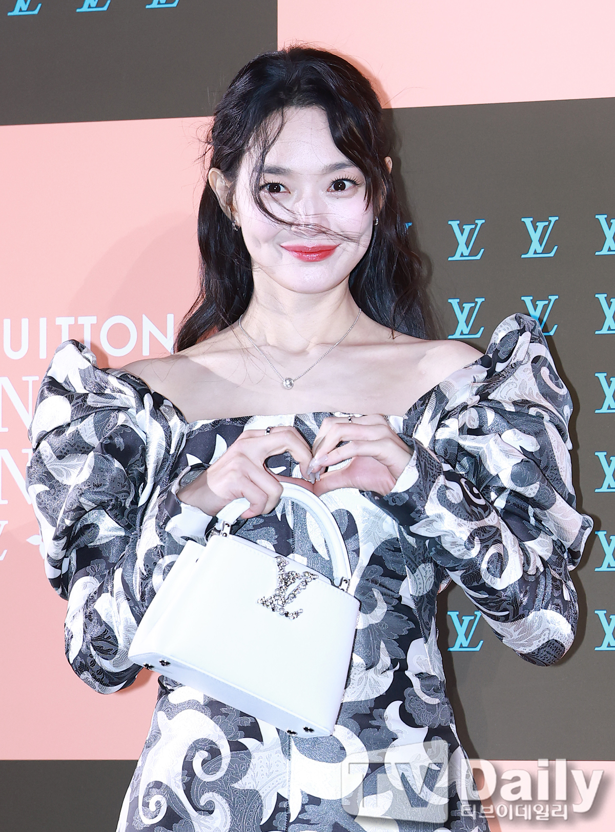 ƼºêÀ̵¥Àϸ® Æ÷Åä