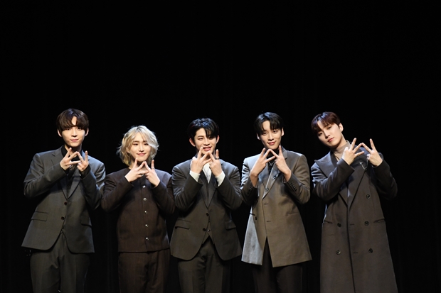 ƼºêÀ̵¥Àϸ® Æ÷Åä