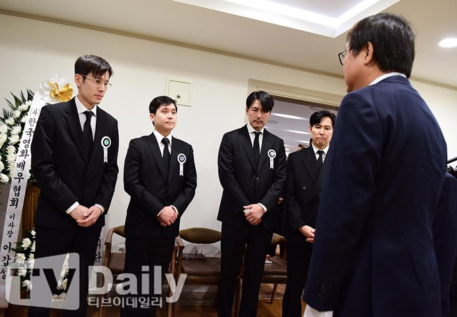 Ƽ���̵��ϸ� ����