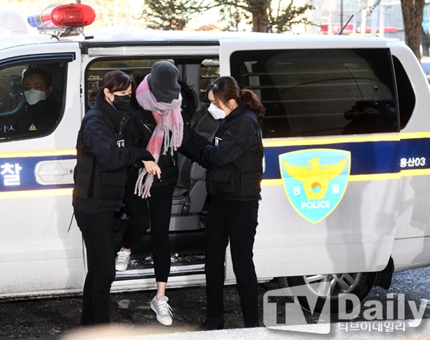 ƼºêÀ̵¥Àϸ® Æ÷Åä