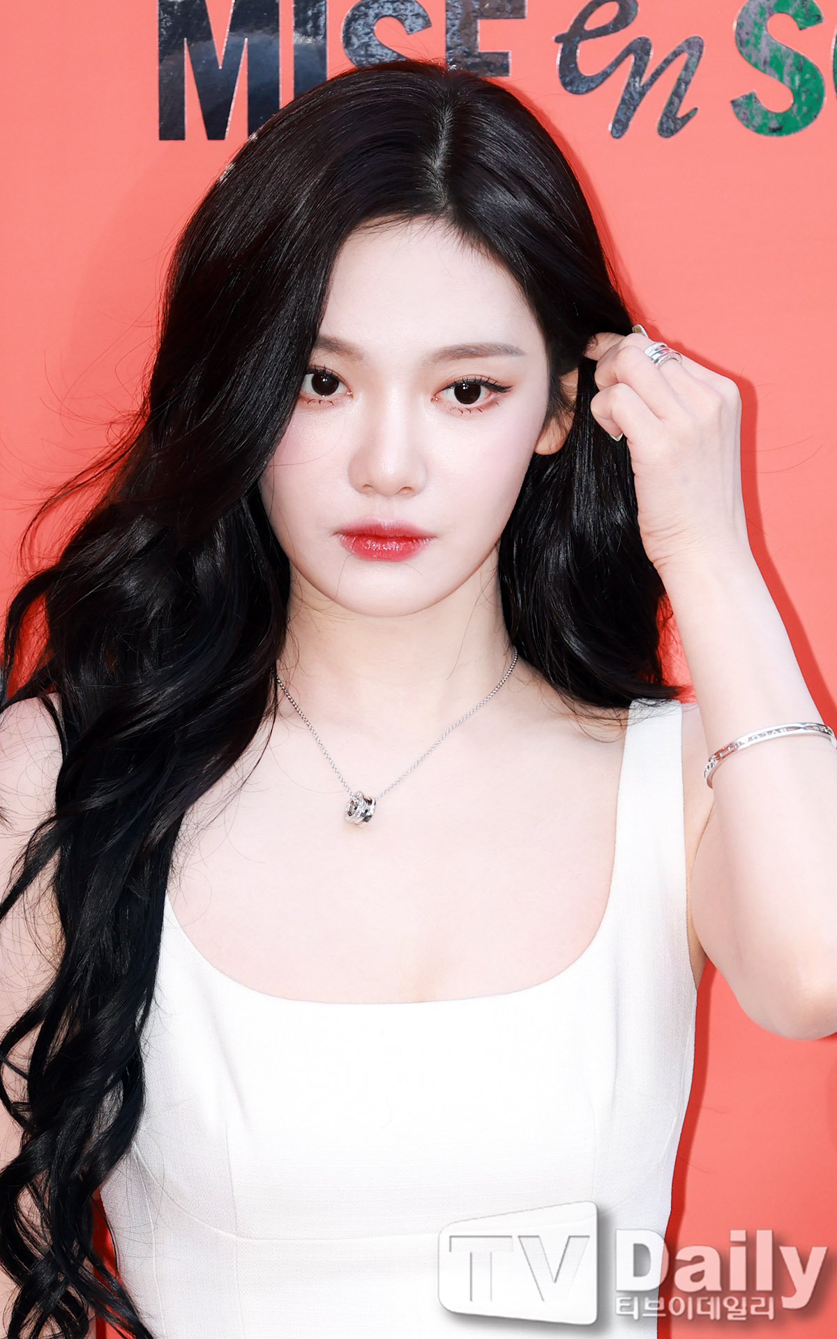 ƼºêÀ̵¥Àϸ® Æ÷Åä