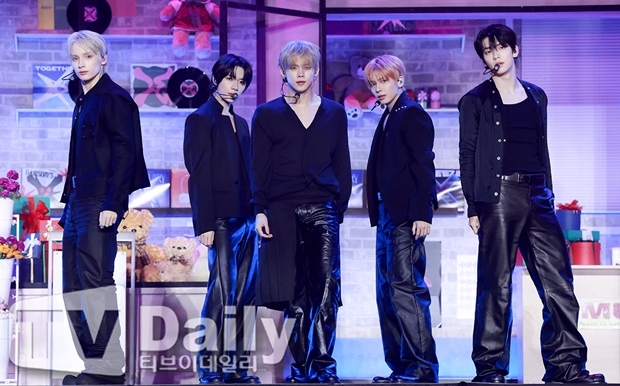 ƼºêÀ̵¥Àϸ® Æ÷Åä