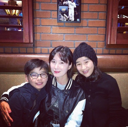 ������ 