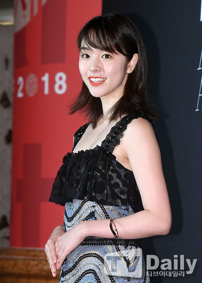 ƼºêÀ̵¥Àϸ® Æ÷Åä