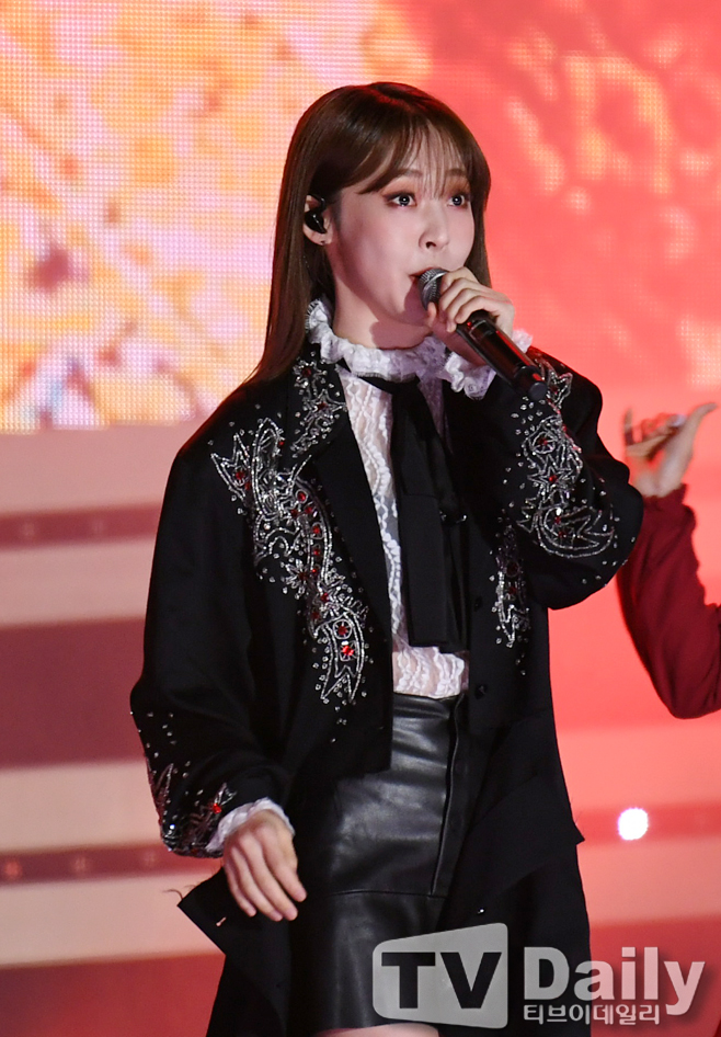 ƼºêÀ̵¥Àϸ® Æ÷Åä