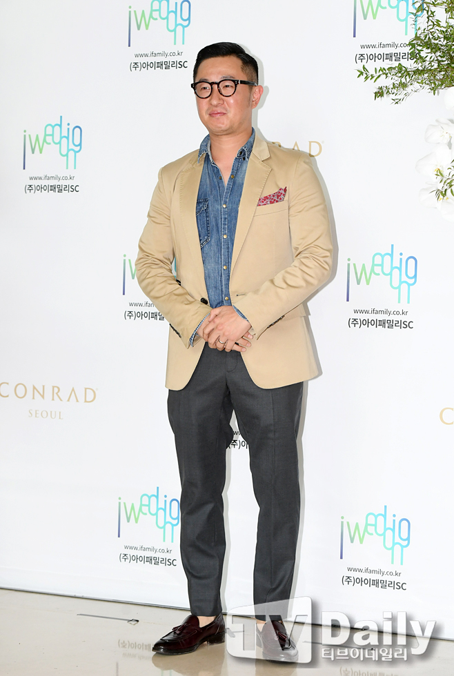 ƼºêÀ̵¥Àϸ® Æ÷Åä