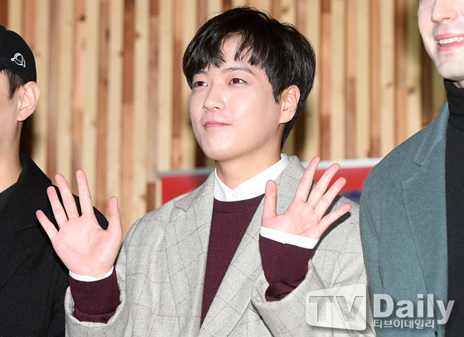 ƼºêÀ̵¥Àϸ® Æ÷Åä