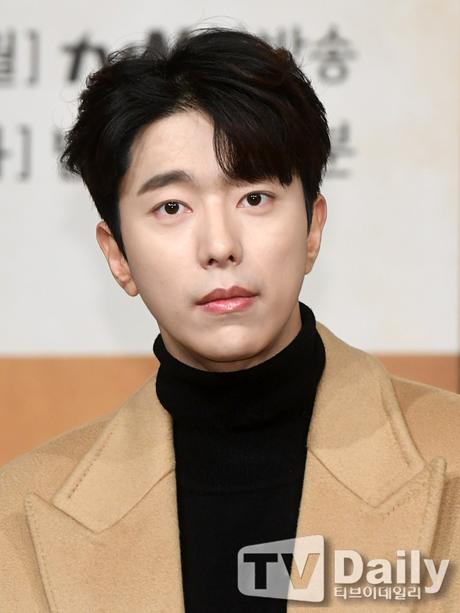 ƼºêÀ̵¥Àϸ® Æ÷Åä