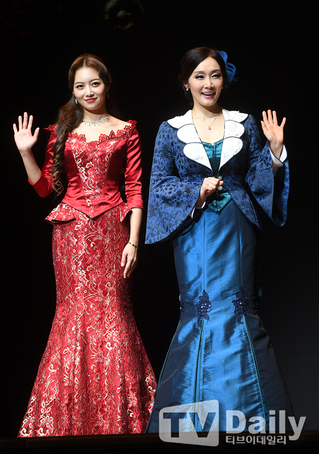 ƼºêÀ̵¥Àϸ® Æ÷Åä