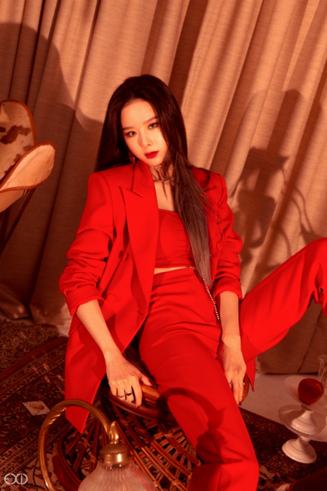 EXID     ġ