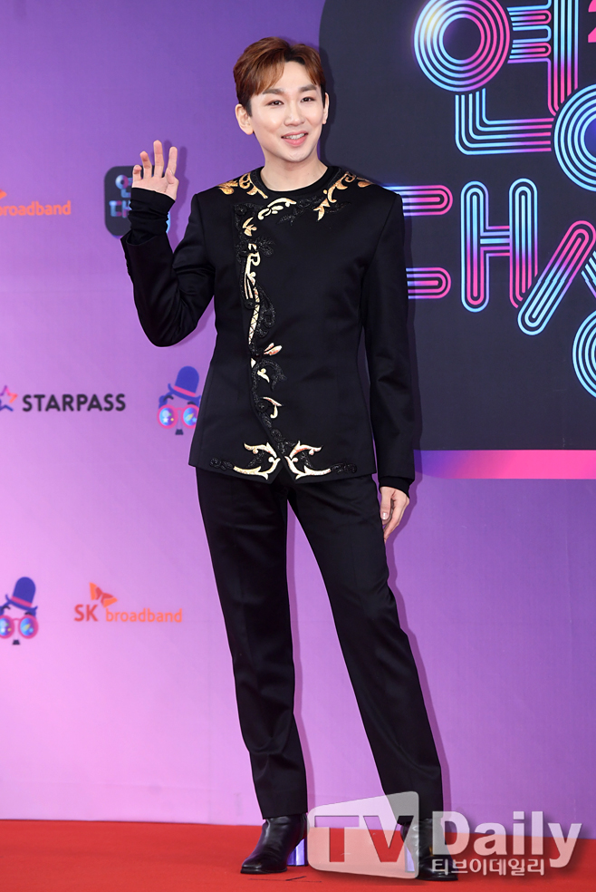 ƼºêÀ̵¥Àϸ® Æ÷Åä