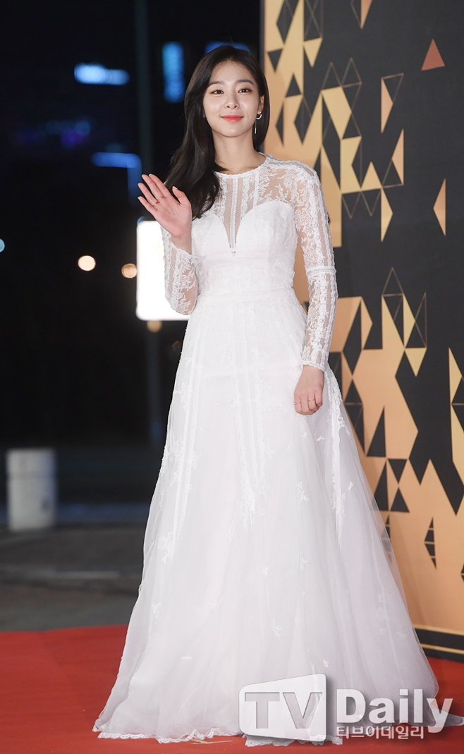 ƼºêÀ̵¥Àϸ® Æ÷Åä