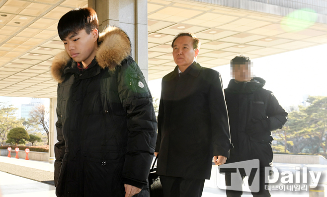 ƼºêÀ̵¥Àϸ® Æ÷Åä