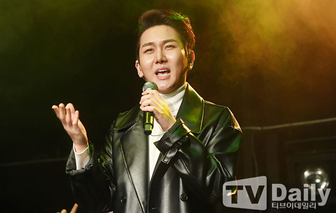 ƼºêÀ̵¥Àϸ® Æ÷Åä