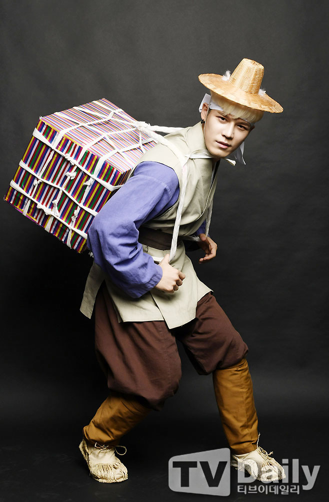 ƼºêÀ̵¥Àϸ® Æ÷Åä