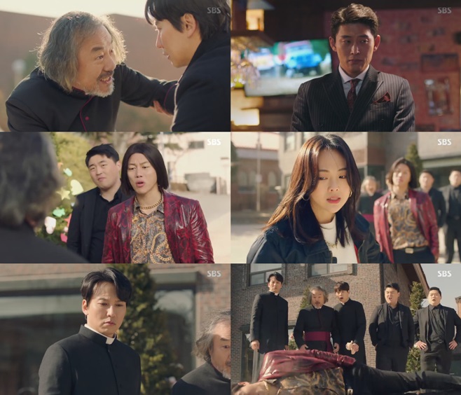 ��������