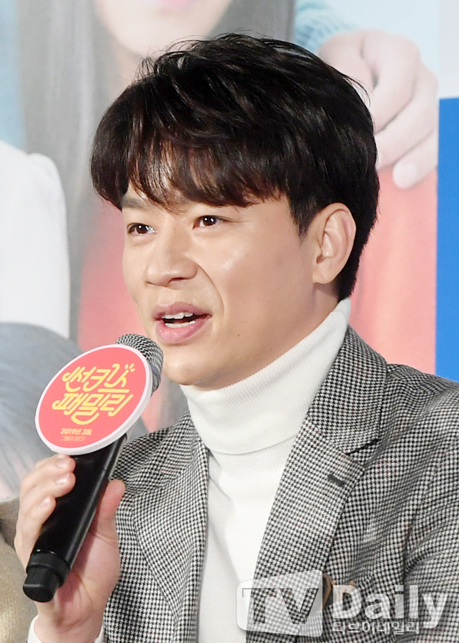 ƼºêÀ̵¥Àϸ® Æ÷Åä