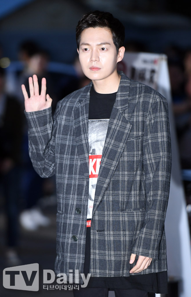 À½ÁÖ »±¼Ò´Ï ¹è¿ì ¼Õ½Â¿ø º¸¼® ±â°¢