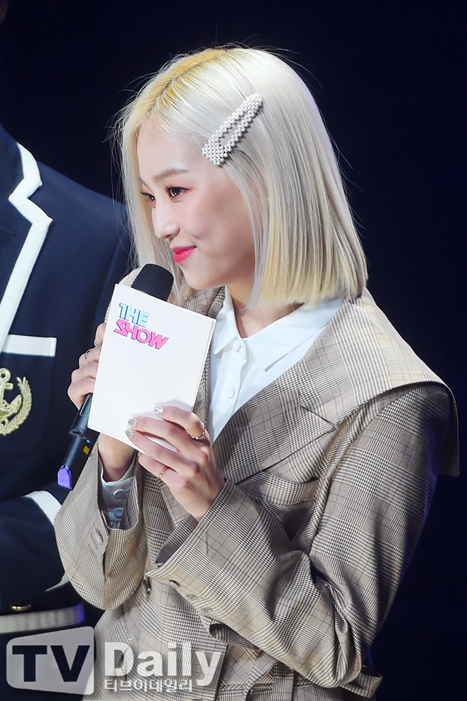CLC 忹