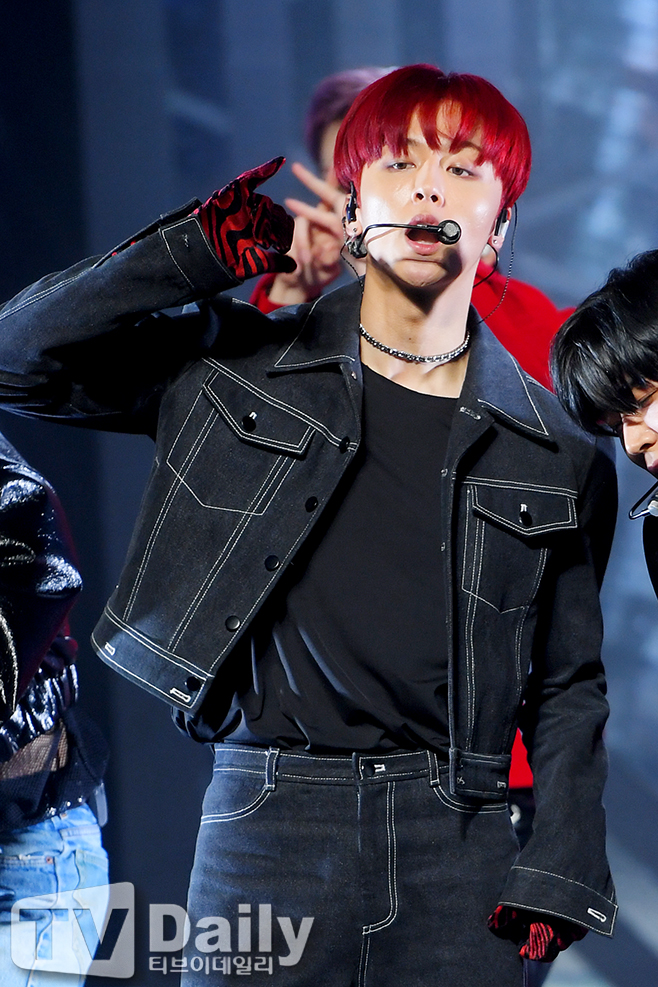 SF9 