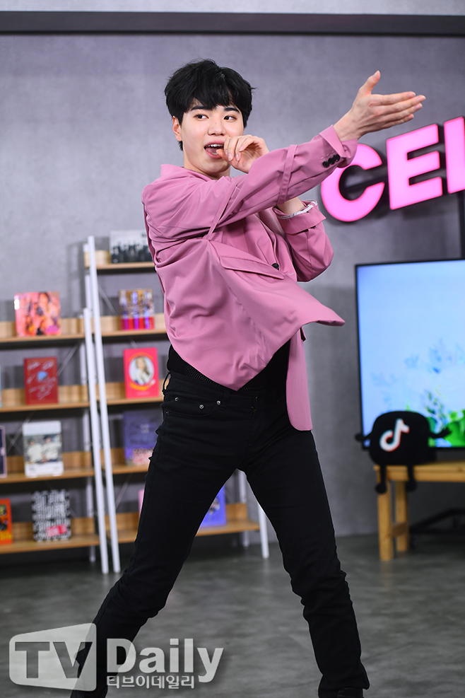 Ƽ���̵��ϸ� ����