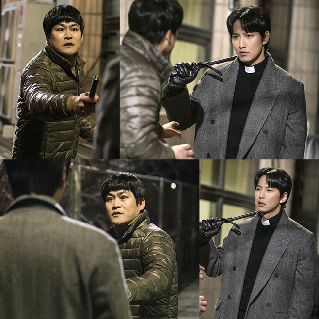 ��������