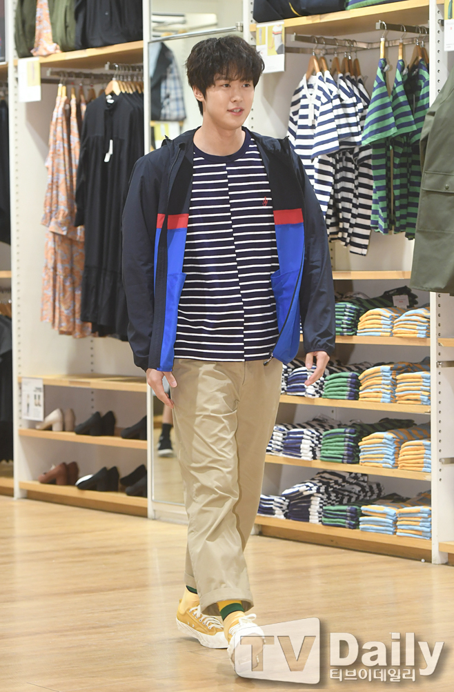 ƼºêÀ̵¥Àϸ® Æ÷Åä