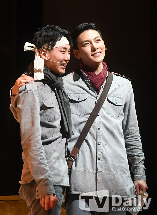 ƼºêÀ̵¥Àϸ® Æ÷Åä