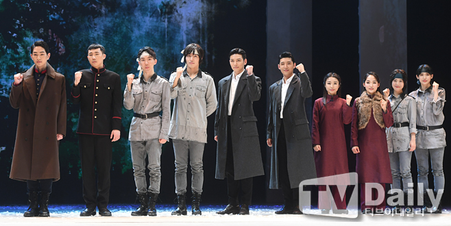 ƼºêÀ̵¥Àϸ® Æ÷Åä