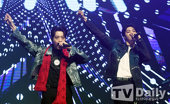 ƼºêÀ̵¥Àϸ® Æ÷Åä